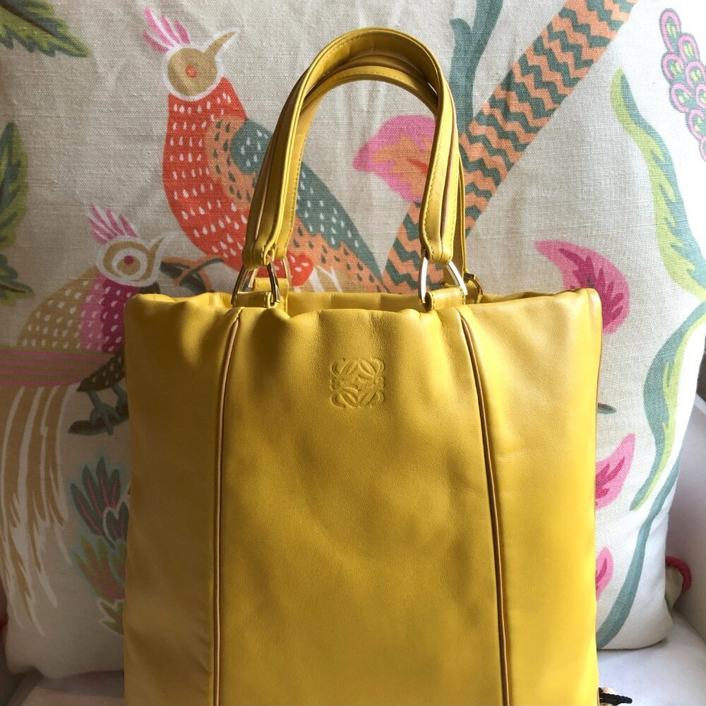 💛 LOEWE Anagram Yellow Leather Shopper Tote Bag - Picture 11 of 12